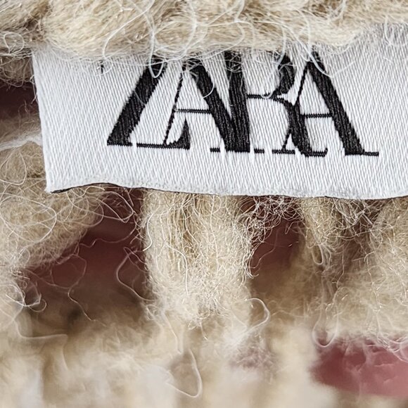 Zara Beige Chunky Open Knit Boxy Fit Short Sleeve Sweater - Picture 6 of 8